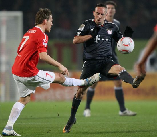 伦纳德以高 伦纳德以高